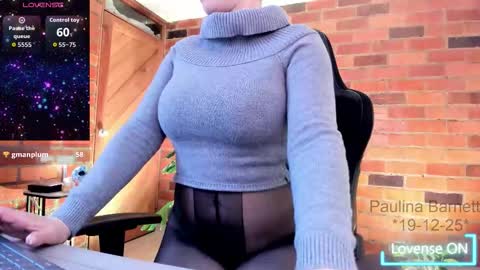 Paulina online show from December 19, 2025, 5:58 am