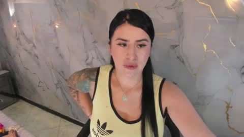 paulinabelen21 online show from February 23, 2025, 5:56 am