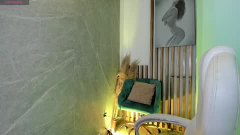 Snapshot of paulinabelle chatting on April 4, 2026, 1:08 pm Paulina Belle online show from April 4, 2026, 1:08 pm