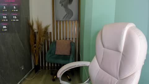 Snapshot of paulinabelle chatting on April 5, 2026, 12:46 pm Paulina Belle online show from April 5, 2026, 12:46 pm