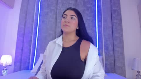 Snapshot of paulinaduarte_ chatting on December 16, 2024, 7:32 pm Paulina online show from December 16, 2024, 7:32 pm