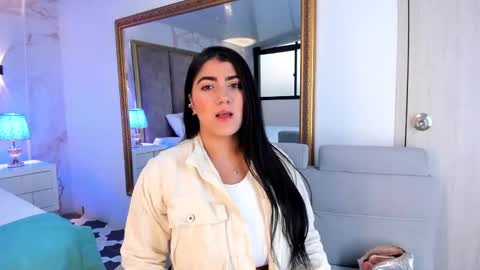 Snapshot of paulinaduarte_ chatting on January 19, 2025, 12:17 pm Paulina online show from January 19, 2025, 12:17 pm