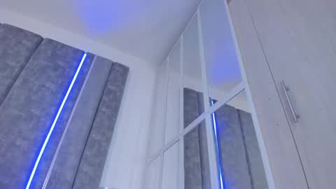 Snapshot of paulinaduarte_ chatting on February 19, 2025, 3:49 pm Paulina online show from February 19, 2025, 3:49 pm