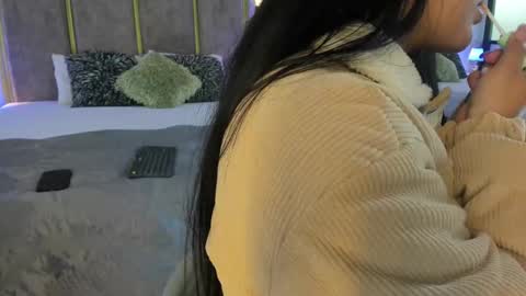 Snapshot of paulinaduarte_ chatting on September 17, 2025, 12:40 pm Paulina online show from September 17, 2025, 12:40 pm