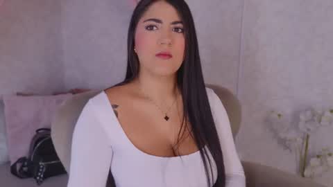 Paulina online show from June 13, 2026, 11:52 am
