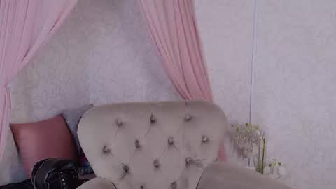 Paulina online show from July 24, 2026, 11:41 am