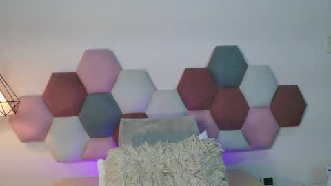 Paulina Saint online show from March 10, 2026, 12:59 am