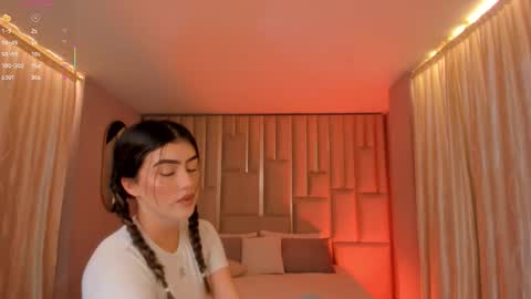 Snapshot of paulinasantosx chatting on February 28, 2026, 7:48 pm Paulina Santos online show from February 28, 2026, 7:48 pm