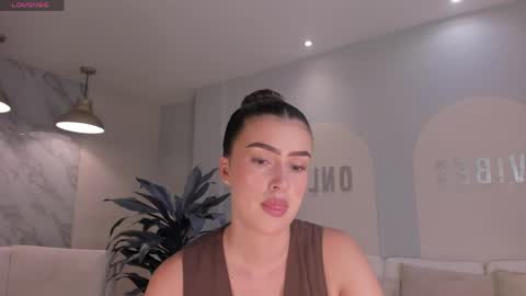 Snapshot of paulinasantosx chatting on March 15, 2026, 4:57 pm Paulina Santos online show from March 15, 2026, 4:57 pm