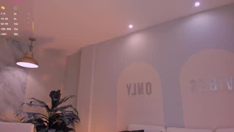 Snapshot of paulinasantosx chatting on March 27, 2026, 8:08 pm Paulina Santos online show from March 27, 2026, 8:08 pm