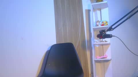 Snapshot of paulinawilliams chatting on April 30, 2026, 8:57 pm paulina online show from April 30, 2026, 8:57 pm