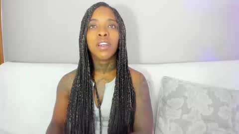 Pauline online show from September 17, 2025, 1:07 am