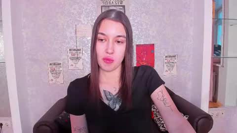 Liss online show from February 17, 2025, 1:58 am