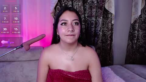Paula online show from December 16, 2024, 3:43 pm