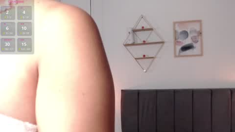 Paula online show from February 3, 2025, 6:07 pm