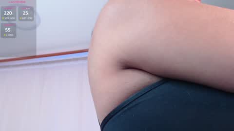 Paula online show from February 5, 2025, 6:26 pm