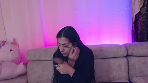 Paula online show from March 4, 2025, 12:01 pm