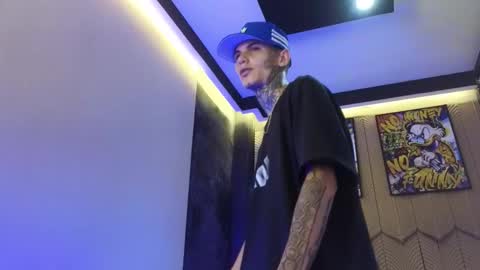 Snapshot of paulo527 chatting on February 17, 2026, 9:10 pm Paulo online show from February 17, 2026, 9:10 pm