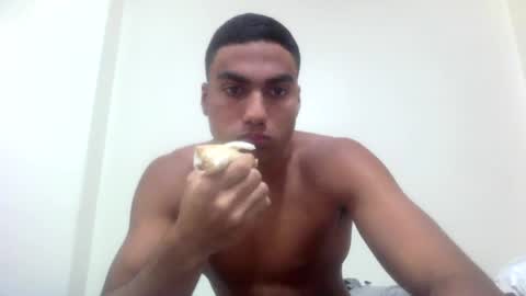 Snapshot of paulobonaventuree chatting on April 15, 2026, 7:58 pm paulo online show from April 15, 2026, 7:58 pm