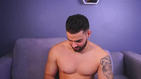 Paul Phoenix online show from November 6, 2025, 7:04 pm