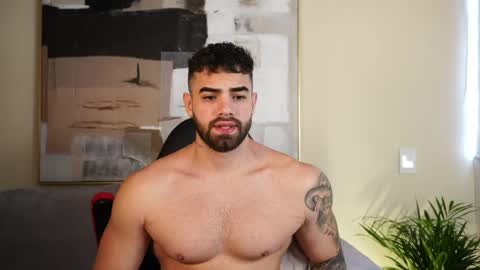 Snapshot of paulphoenix_ chatting on April 26, 2026, 4:37 pm Paul Phoenix online show from April 26, 2026, 4:37 pm