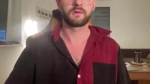 Snapshot of paulsimpsn chatting on October 15, 2025, 5:18 am love bush online show from October 15, 2025, 5:18 am