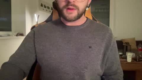 Snapshot of paulsimpsn chatting on October 27, 2025, 7:29 pm love bush online show from October 27, 2025, 7:29 pm