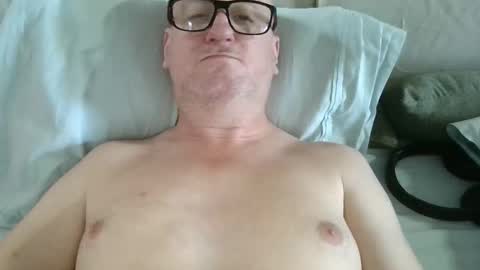 Snapshot of paulthehornyfurry chatting on November 29, 2025, 4:43 pm Paul online show from November 29, 2025, 4:43 pm