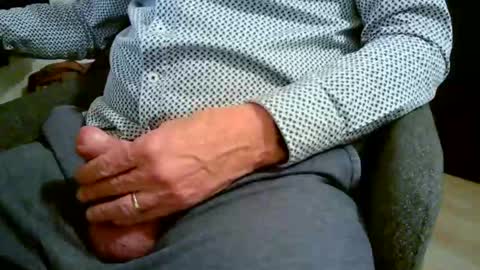 Paul online show from December 21, 2025, 6:37 pm