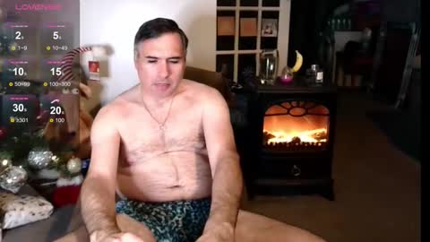 paulyandrew online show from December 22, 2025, 8:39 pm