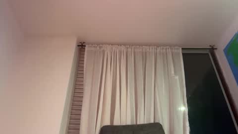 Snapshot of paulzacx chatting on May 17, 2026, 2:42 am Paul ZacX online show from May 17, 2026, 2:42 am