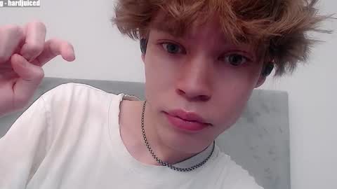 Snapshot of pawclaw chatting on March 18, 2026, 1:42 am pawclaw online show from March 18, 2026, 1:42 am