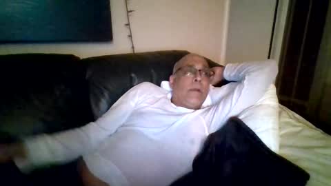 pawgkiller online show from May 3, 2026, 4:07 am