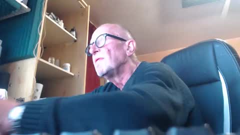 pc8474408 online show from May 2, 2026, 1:05 pm