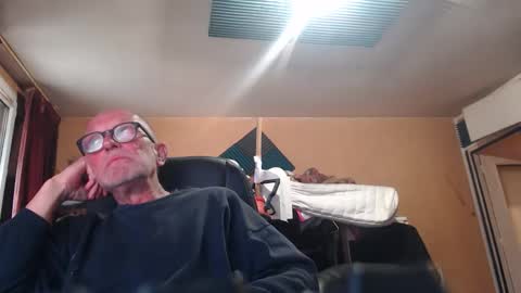 pc8474408 online show from May 4, 2026, 3:52 pm