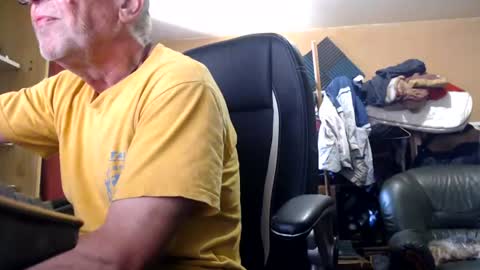 Snapshot of pc8474408 chatting on June 28, 2026, 11:49 am pc8474408 online show from June 28, 2026, 11:49 am
