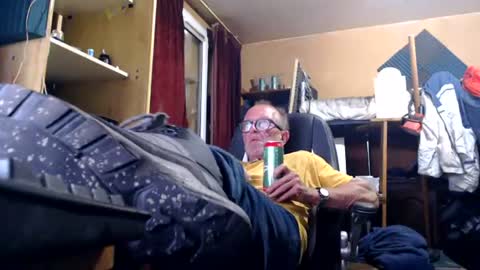 Snapshot of pc8474408 chatting on June 30, 2026, 3:02 pm pc8474408 online show from June 30, 2026, 3:02 pm