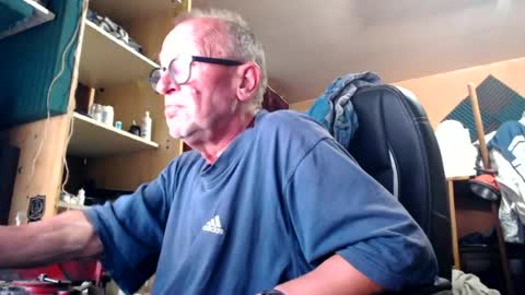 Snapshot of pc8474408 chatting on July 4, 2026, 4:24 pm pc8474408 online show from July 4, 2026, 4:24 pm