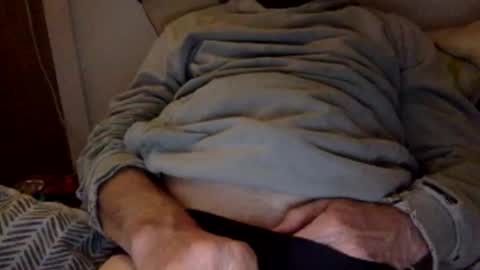 pea23 online show from October 28, 2025, 6:10 pm