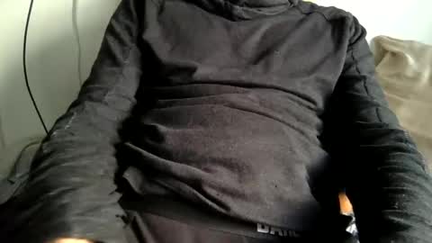 pea23 online show from November 23, 2025, 1:44 pm