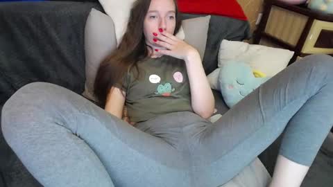 FOUNTAIN SQUIRT online show from May 7, 2026, 2:11 pm