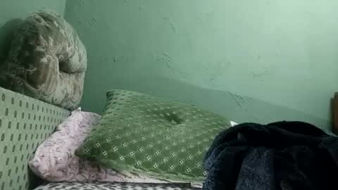 Snapshot of peacefulness93 chatting on November 1, 2025, 4:03 am peacefulness93 online show from November 1, 2025, 4:03 am