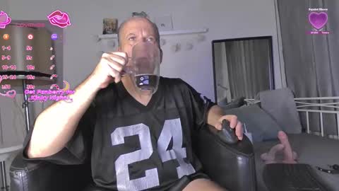 Marc online show from December 21, 2025, 6:09 am