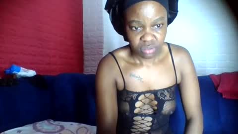 peach_melbah online show from July 19, 2026, 10:52 am