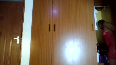 peach_melbah online show from August 3, 2026, 6:11 pm