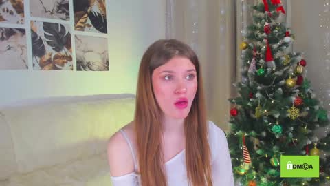 Snapshot of peach_mila chatting on January 7, 2025, 6:03 pm your love online show from January 7, 2025, 6:03 pm