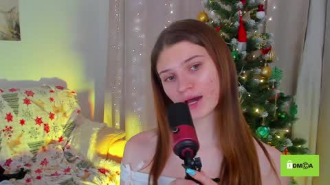 Snapshot of peach_mila chatting on January 19, 2025, 1:21 am your love online show from January 19, 2025, 1:21 am