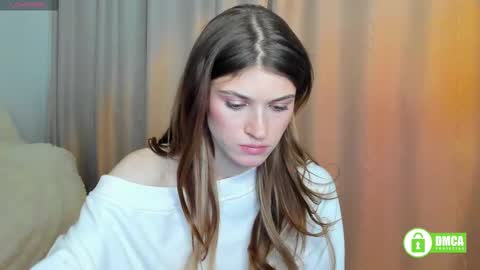 Snapshot of peach_mila chatting on March 11, 2025, 5:46 pm your love online show from March 11, 2025, 5:46 pm