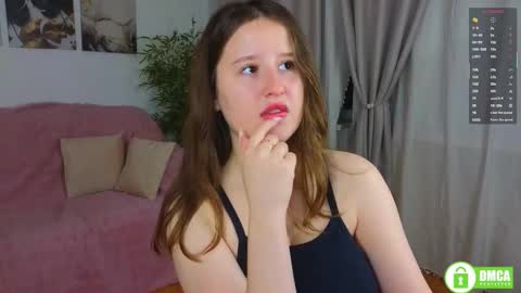 Snapshot of peach_mila chatting on October 22, 2025, 3:12 pm your love online show from October 22, 2025, 3:12 pm