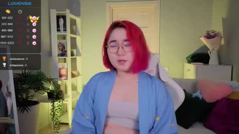 Lilian   online show from September 25, 2025, 7:12 am